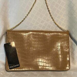 NWT Daisy Fuentes Gold Clutch Bag W/Gold Shoulder Chain